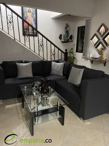 Apartamento disponible para Arriendo en Envigado La Paz Foto numero 1